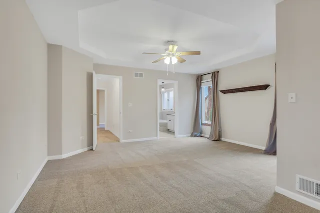 $600,000 | 7437 Bittersweet Drive, Gurnee, IL 60031