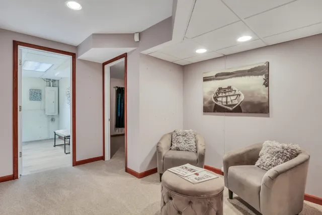 $600,000 | 7437 Bittersweet Drive, Gurnee, IL 60031