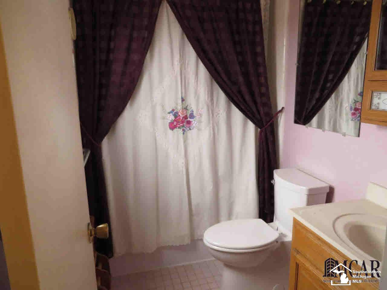 1841 West Hurd Road Monroe, MI 48162 - Photo 14 of 27