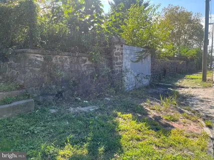 a backyard of a house