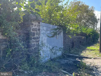 $65,000 | 958-60 Farson Street, Philadelphia, PA 19131