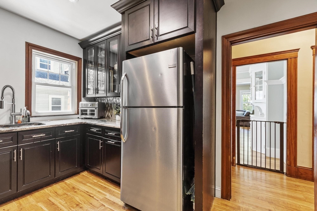 55 East Bates Road, Unit B Watertown, MA 02472 - Photo 19 of 42