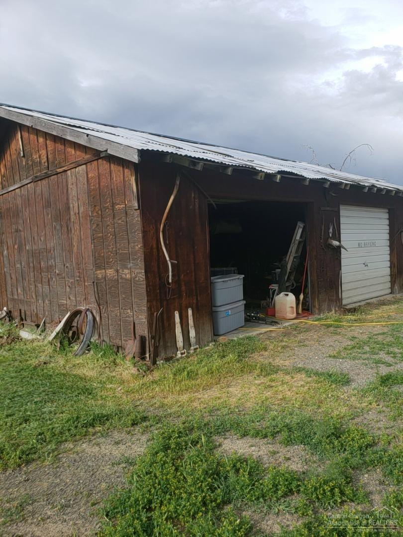 12888 Southwest Houston Lake Road Powell Butte, OR 97753 - Photo 13 of 25 Additional Photo