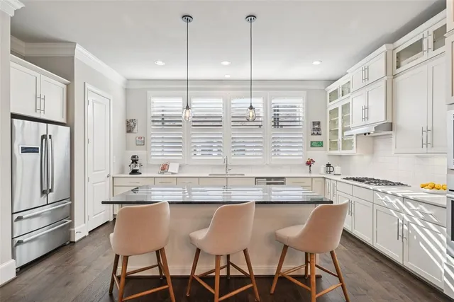 $679,000 | 2815 Lynlock Court, Dallas, TX 75219