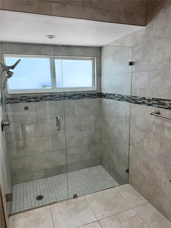 $4,500 | 6407 Northwest 199th Lane, Hialeah, FL 33015