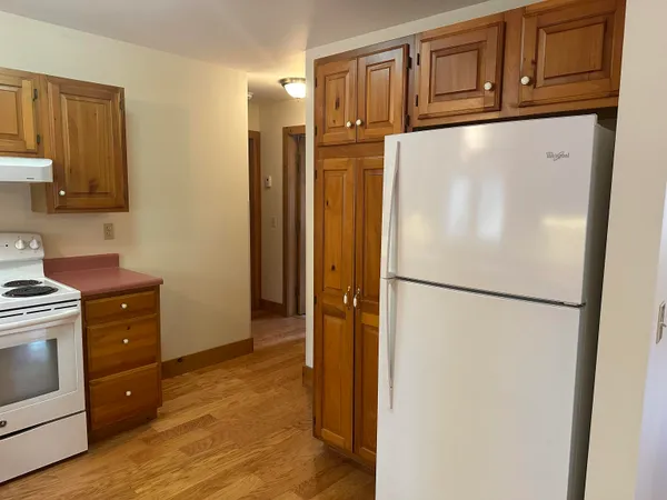 $1,650 | 108 South Bennington Road, Bennington, NH 03442