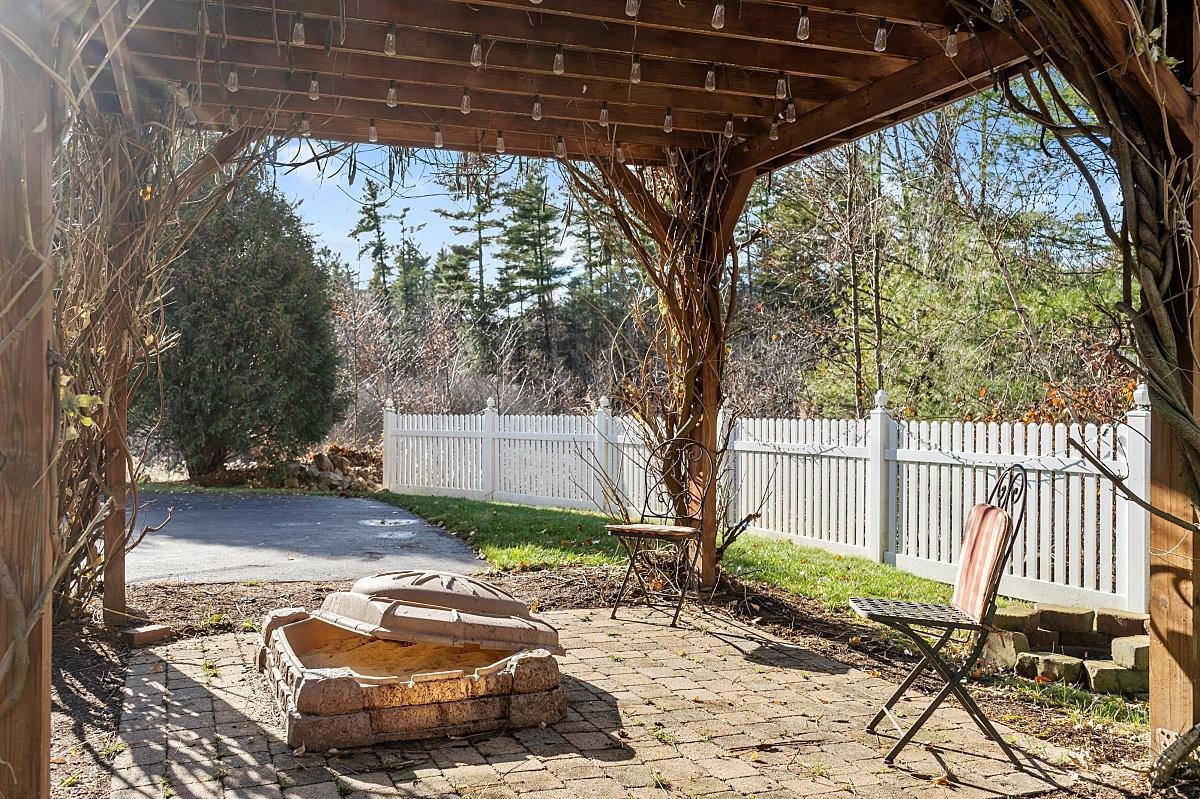 47 Winding Road Bedford, NH 03110 - Photo 40 of 40
