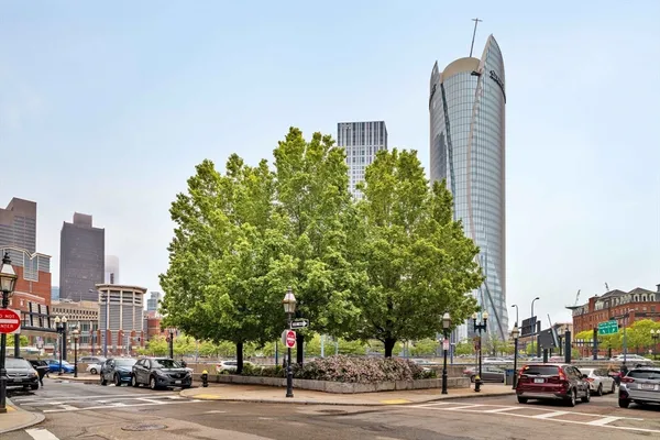 $3,650 | 5 North Margin Street, Unit 4, Boston, MA 02113