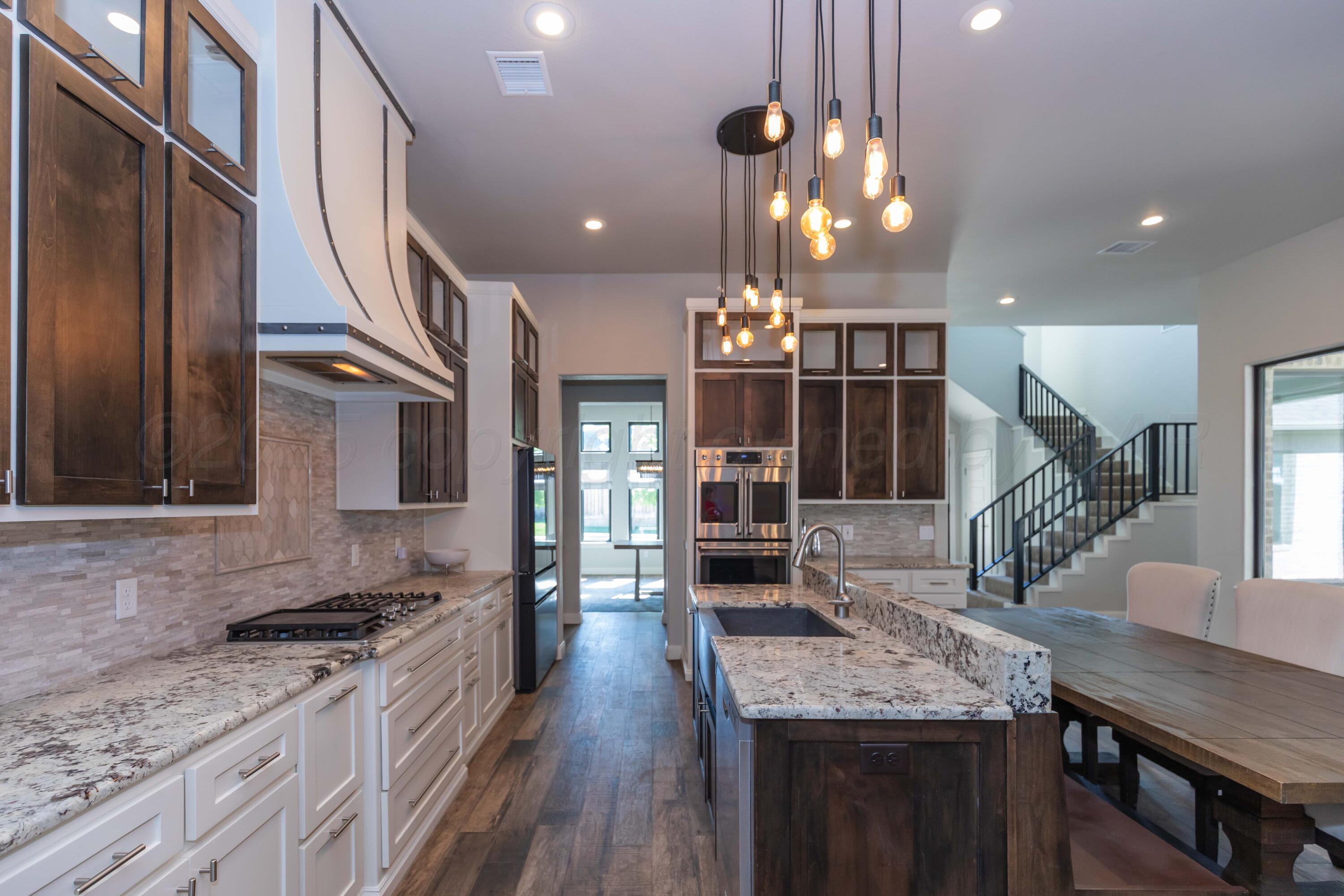 5706 Wesley Road Amarillo, TX 79119 - Photo 12 of 40 KITCHEN VIEW 5 (4)