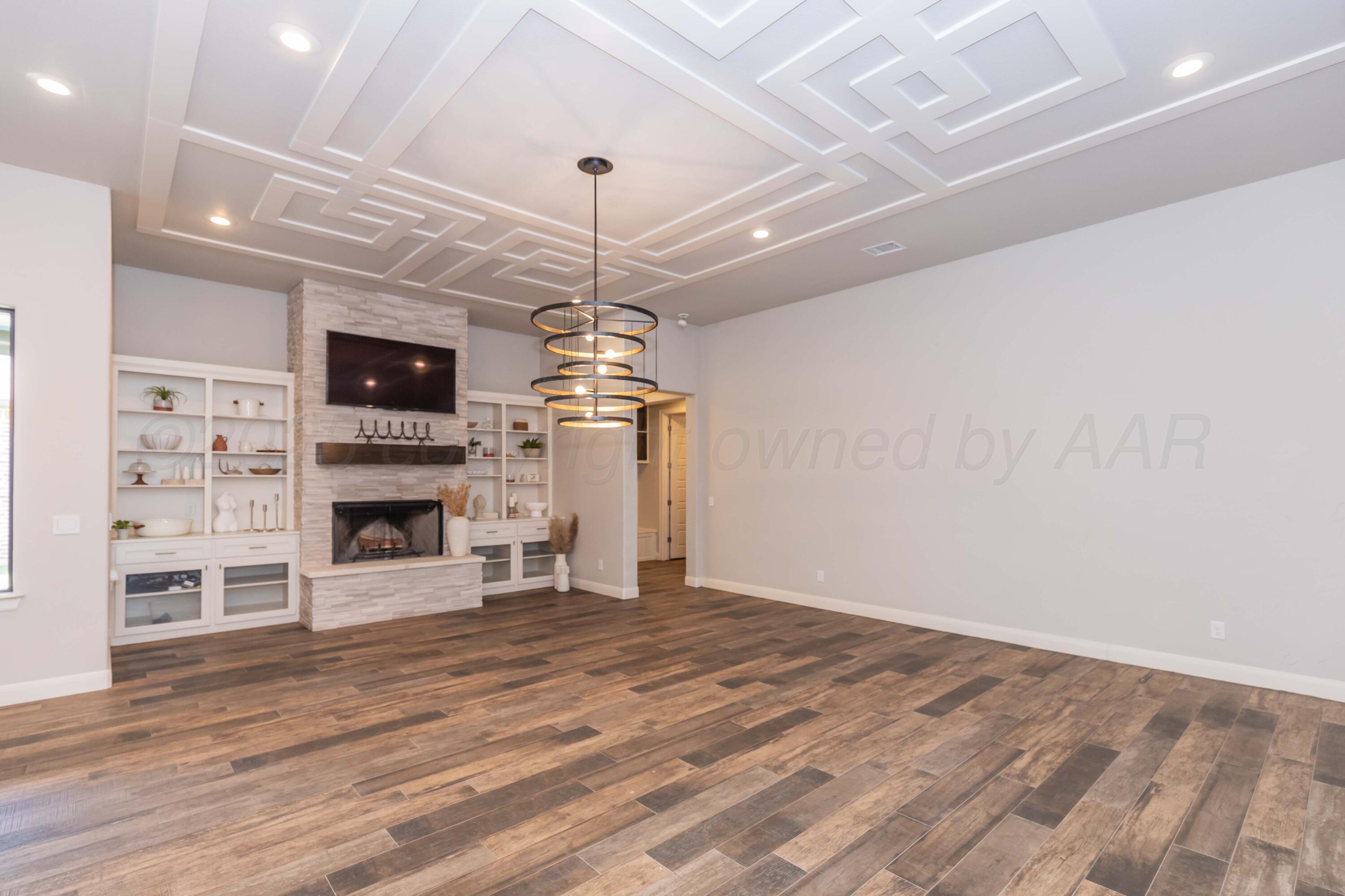 5706 Wesley Road Amarillo, TX 79119 - Photo 17 of 40 LIVING ROOM VIEW 1 (7)