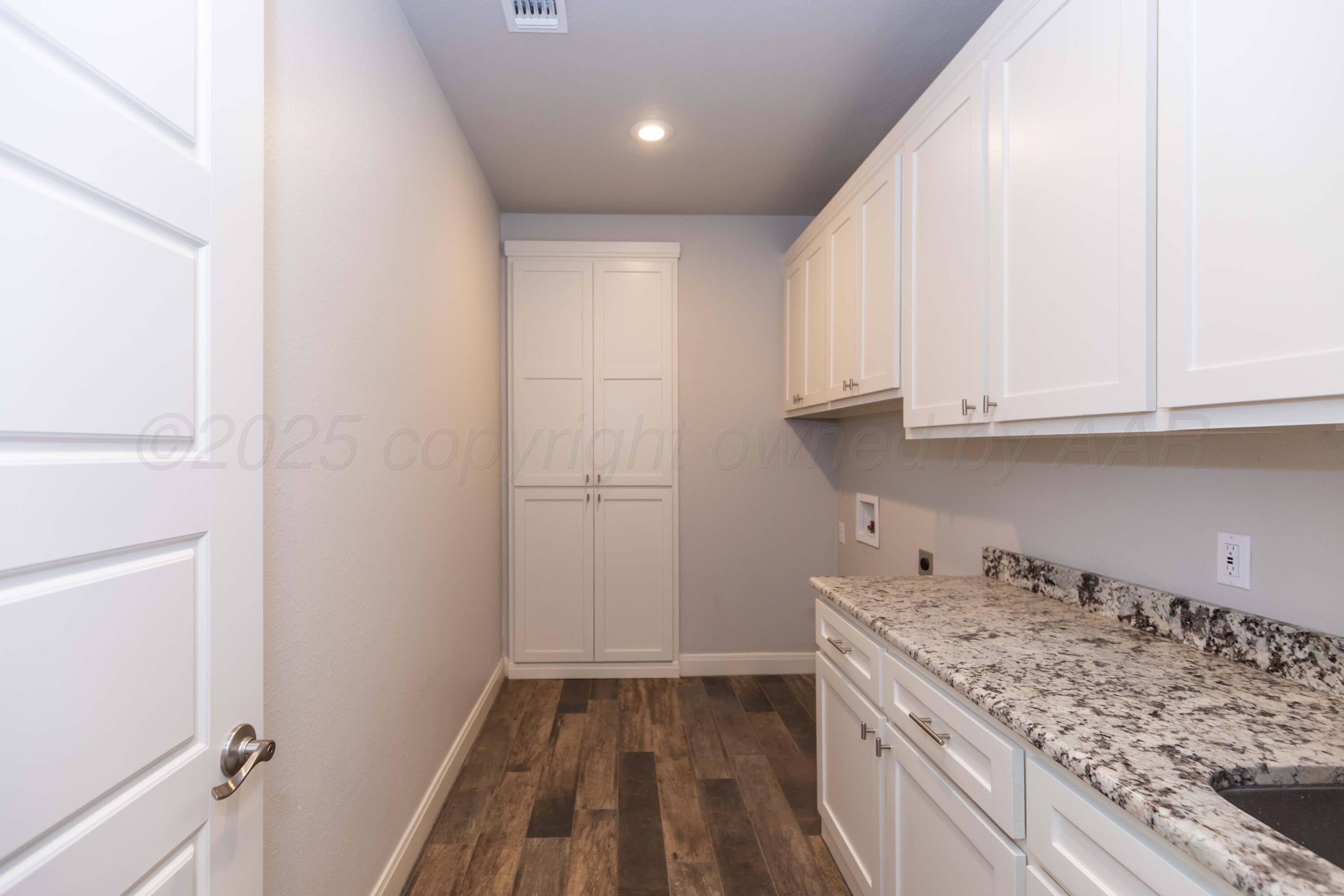 5706 Wesley Road Amarillo, TX 79119 - Photo 29 of 40 UTILITY VIEW 3 (1)