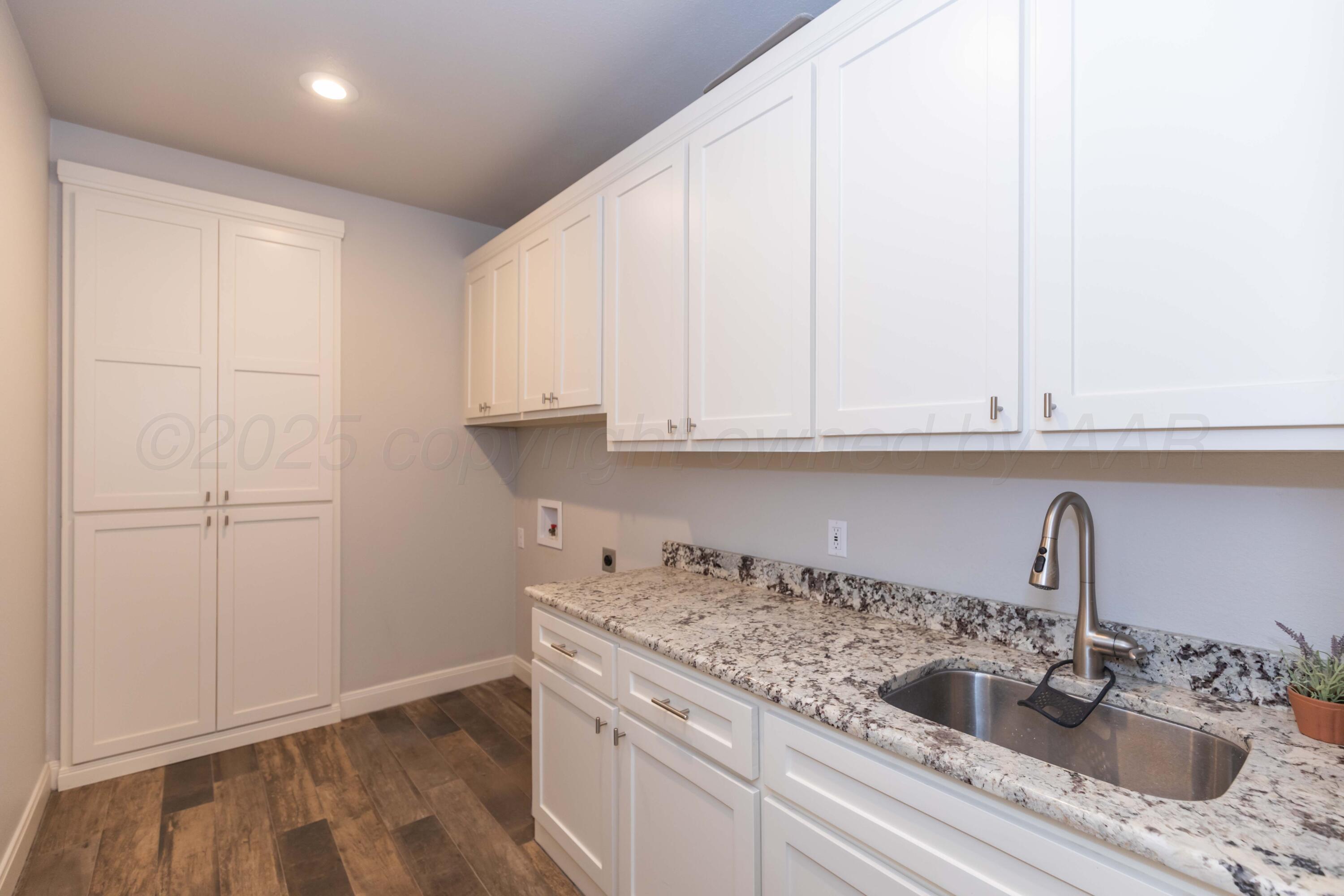 5706 Wesley Road Amarillo, TX 79119 - Photo 30 of 40 UTILITY VIEW 2 (3)