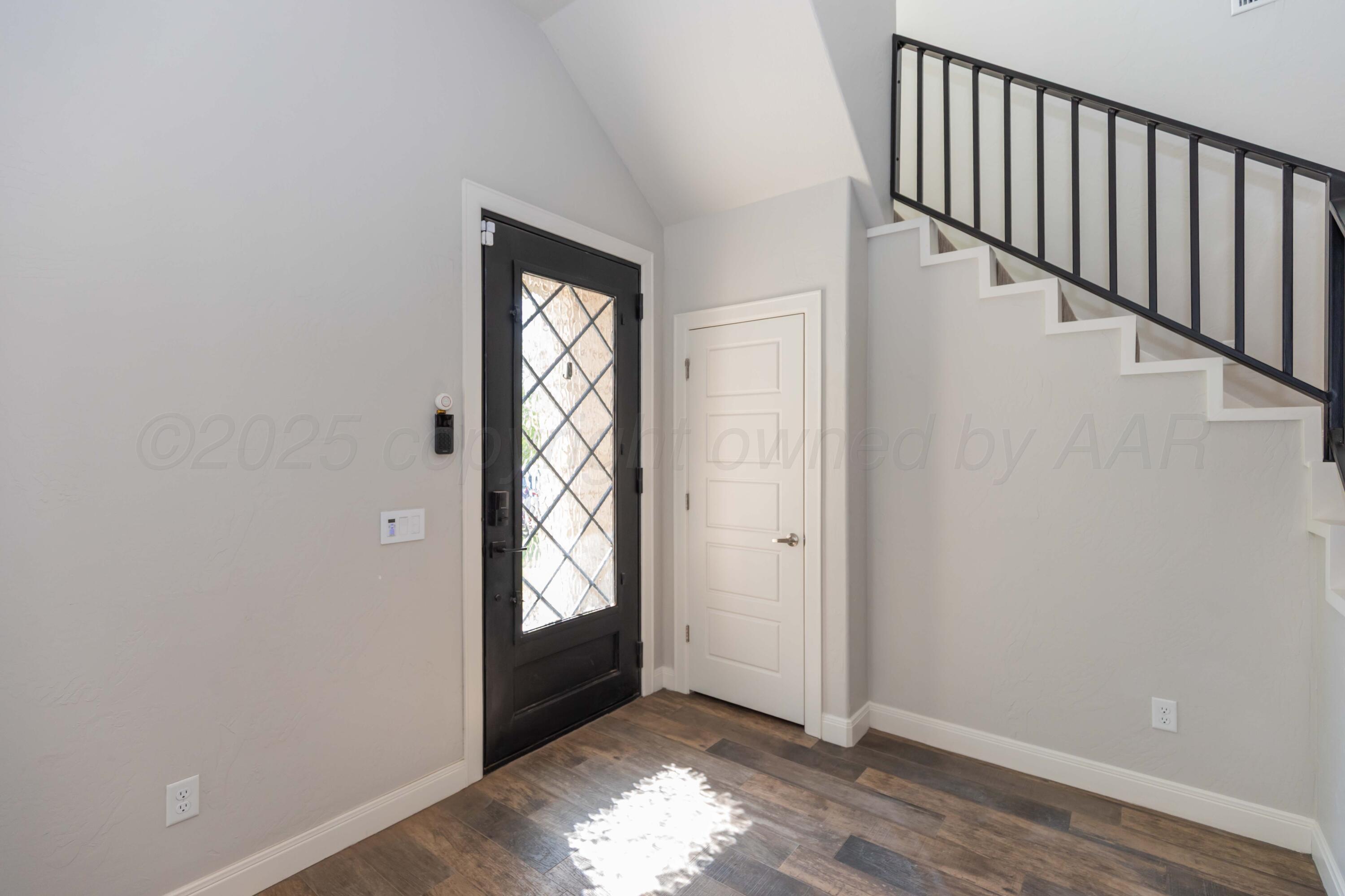 5706 Wesley Road Amarillo, TX 79119 - Photo 3 of 40 ENTRY VIEW 2