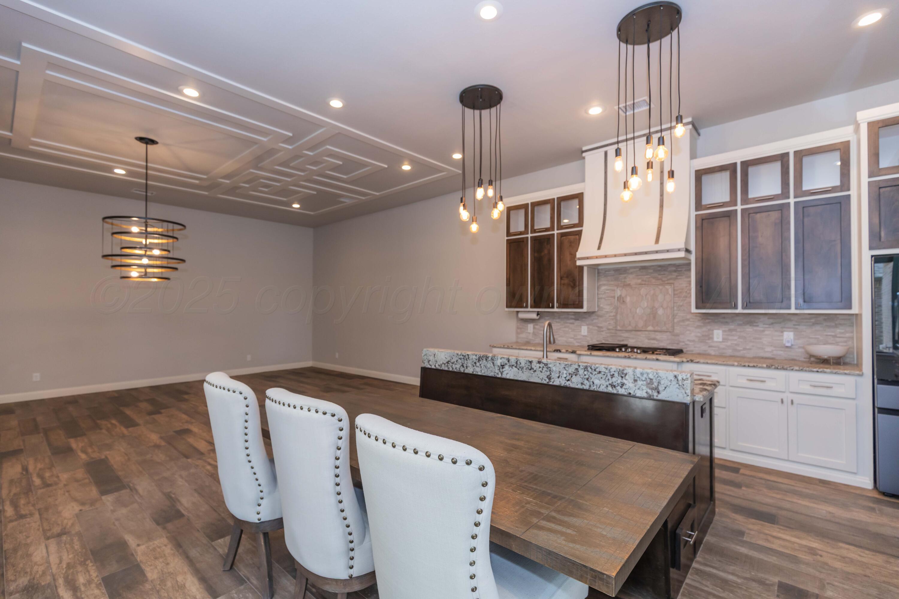 5706 Wesley Road Amarillo, TX 79119 - Photo 8 of 40 KITCHEN VIEW 2 (8)