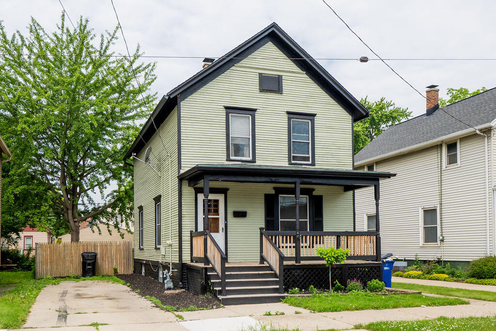 1722 Charles Street Racine, WI 53404 - Photo 1 of 1 Front
