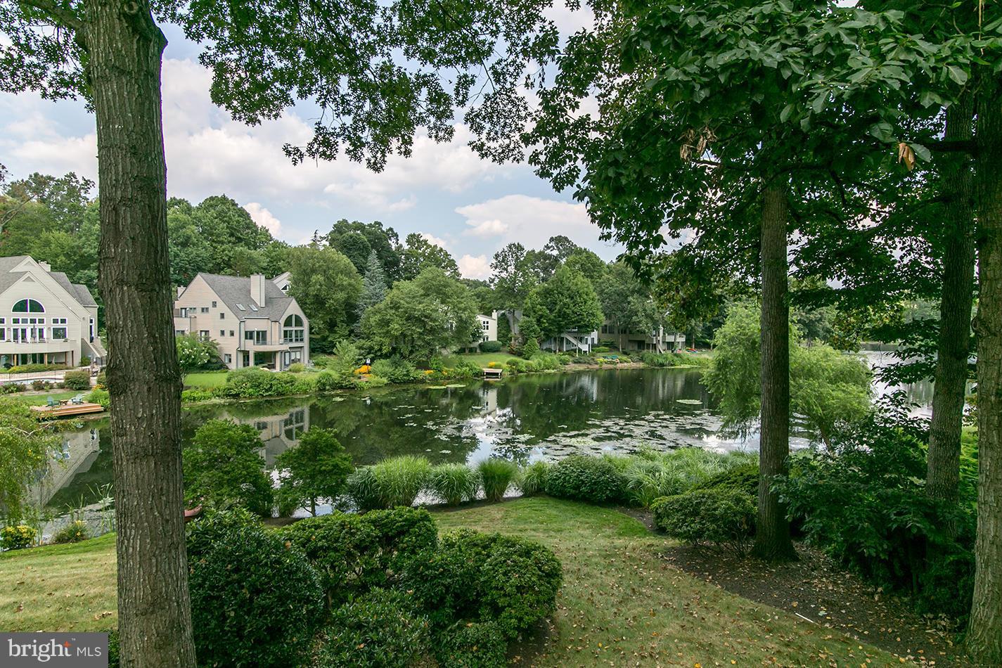 11580 Lake Newport Road Reston, VA 20194 - Photo 2 of 30 View
