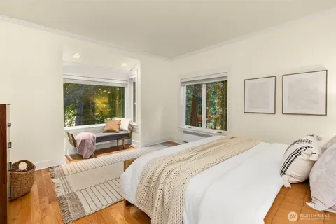 $1,468,000 | 6575 Honeysuckle Lane, Bainbridge Island, WA 98110