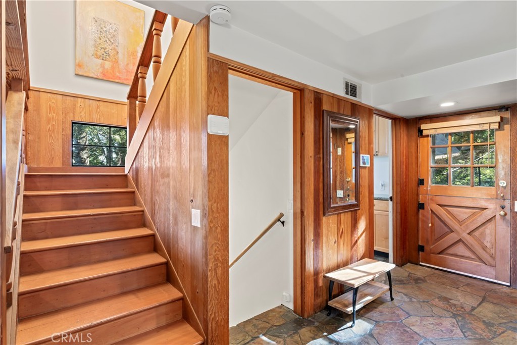 309 Castle Gate Road Lake Arrowhead, CA 92352 - Photo 15 of 58 Gallery Image 15