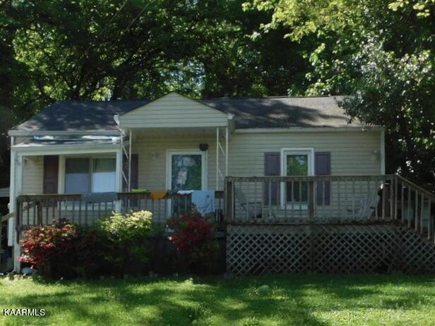 918 Gertrude Avenue Knoxville, TN 37920 - Photo 2 of 10 20170515025118853012000000-o