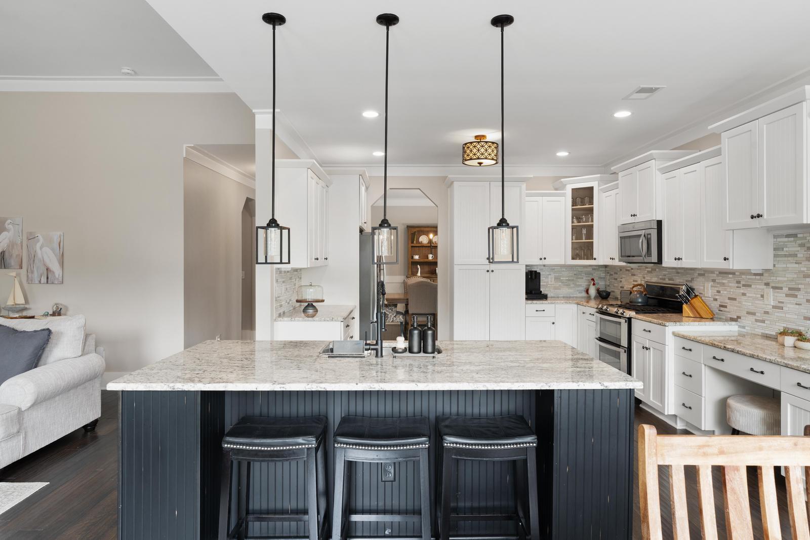 2218 Claymill Lane Mount Pleasant, SC 29466 - Photo 17 of 64 Kitchen