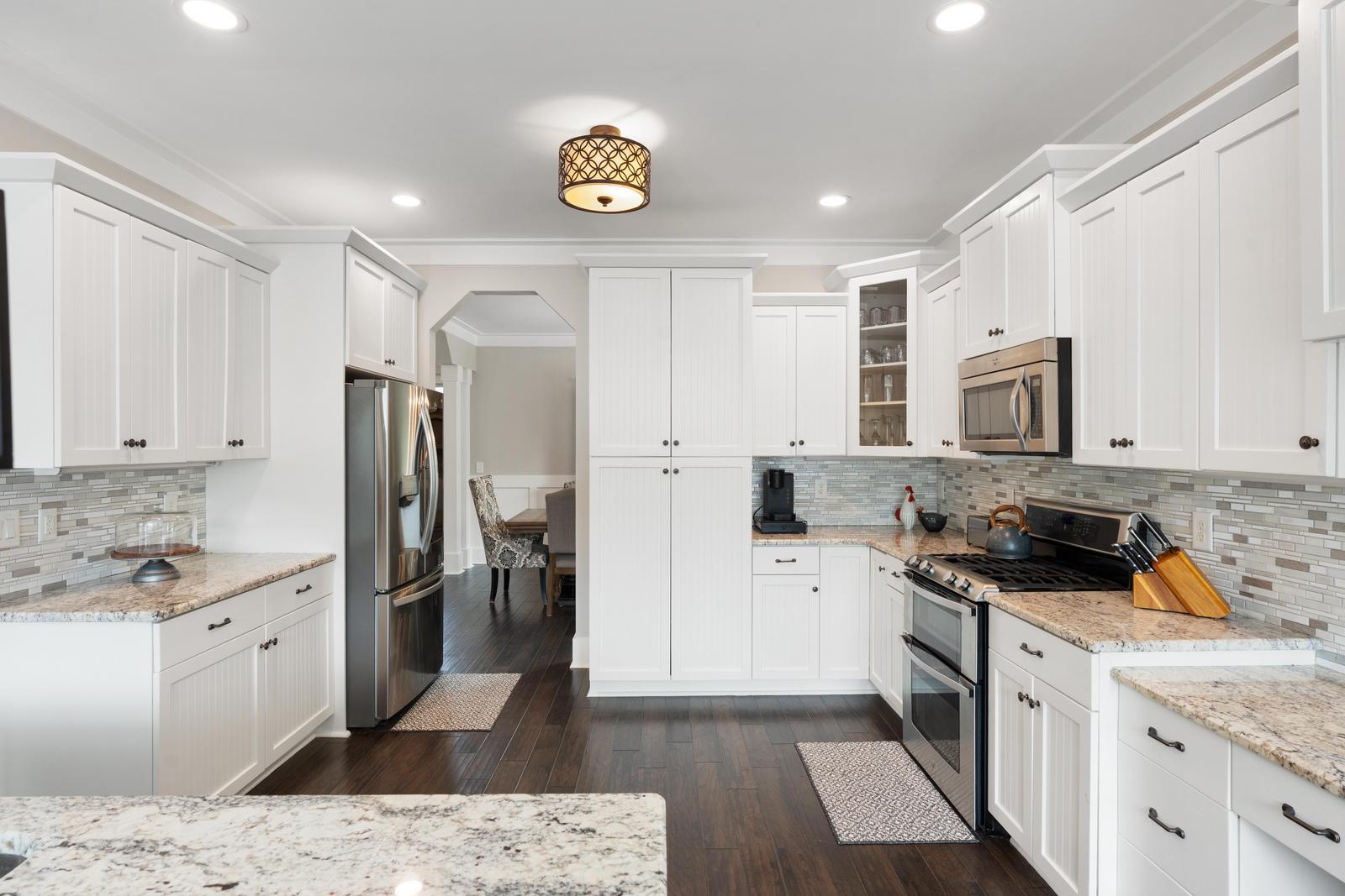 2218 Claymill Lane Mount Pleasant, SC 29466 - Photo 18 of 64 Kitchen