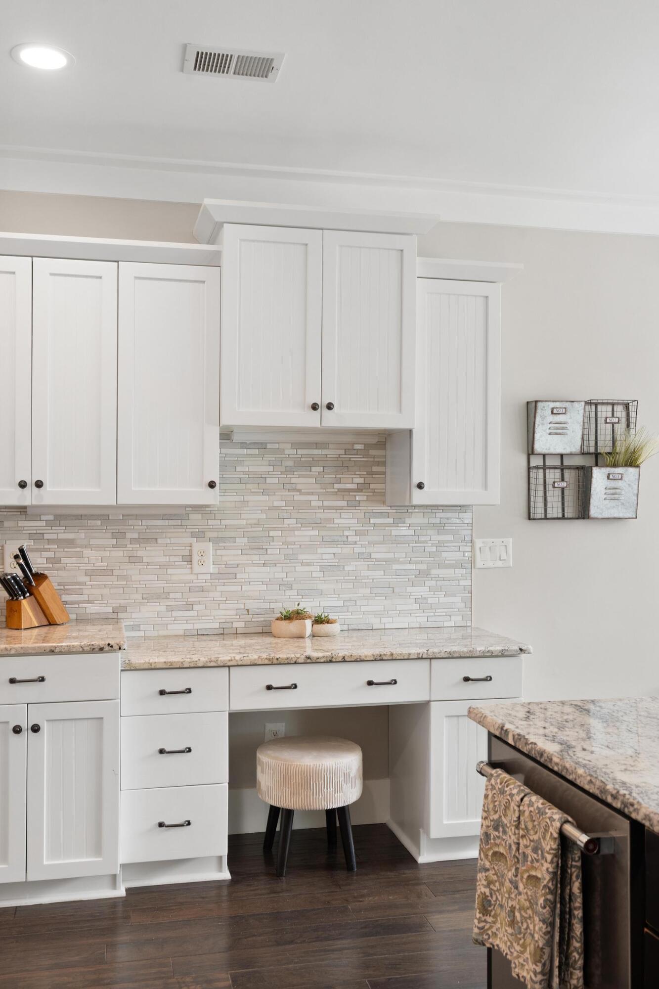 2218 Claymill Lane Mount Pleasant, SC 29466 - Photo 20 of 64 Desk