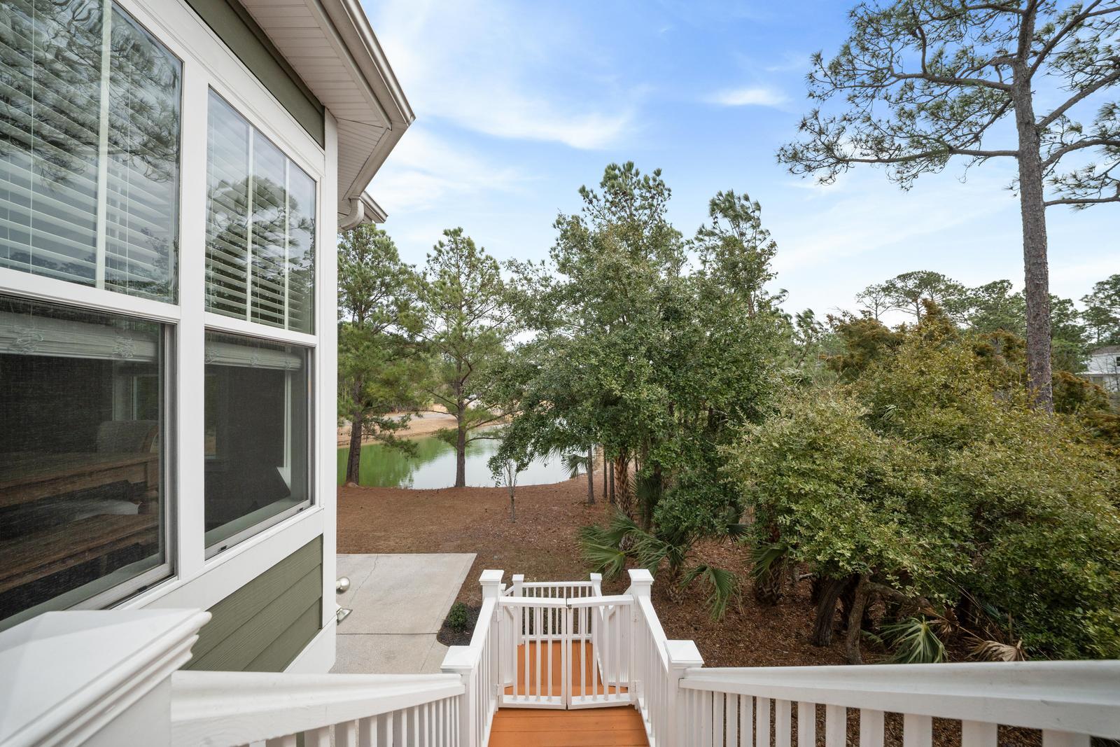 2218 Claymill Lane Mount Pleasant, SC 29466 - Photo 31 of 64 Back Deck