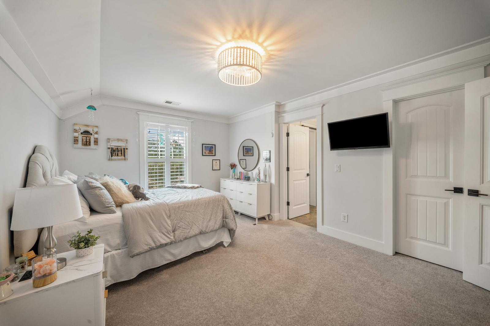 2218 Claymill Lane Mount Pleasant, SC 29466 - Photo 45 of 64 Bedroom 4