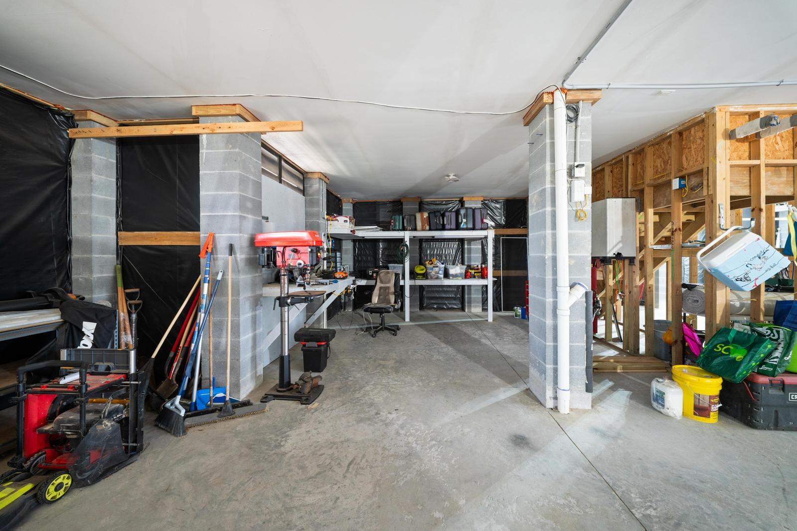 2218 Claymill Lane Mount Pleasant, SC 29466 - Photo 52 of 64 Garage