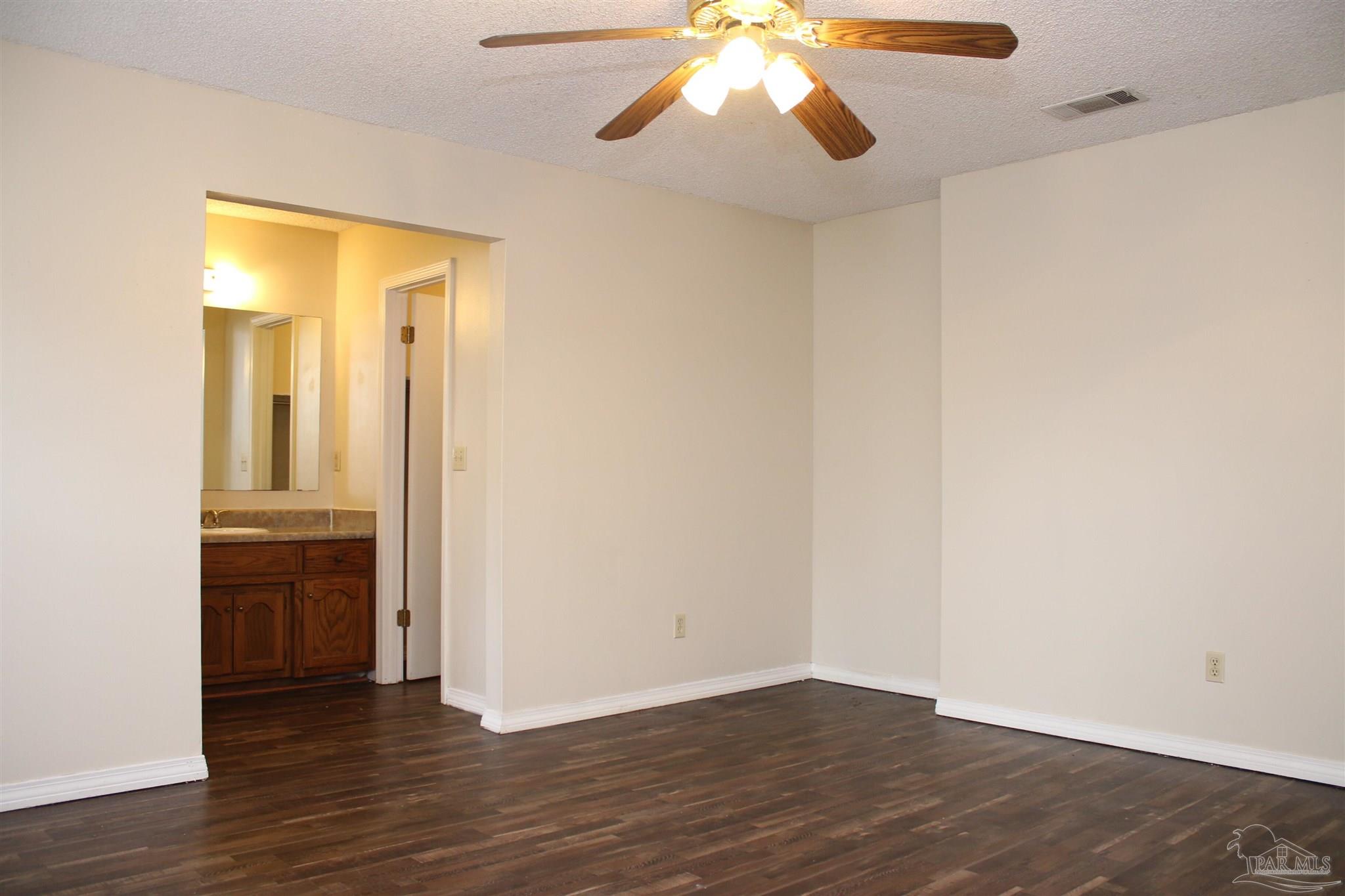 7608 Wilshire Road Pensacola, FL 32526 - Photo 7 of 18