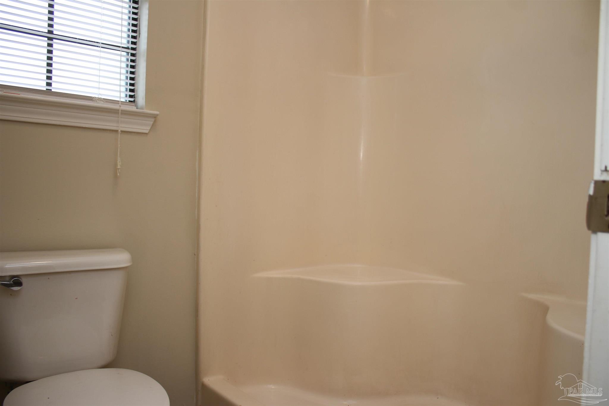 7608 Wilshire Road Pensacola, FL 32526 - Photo 10 of 18