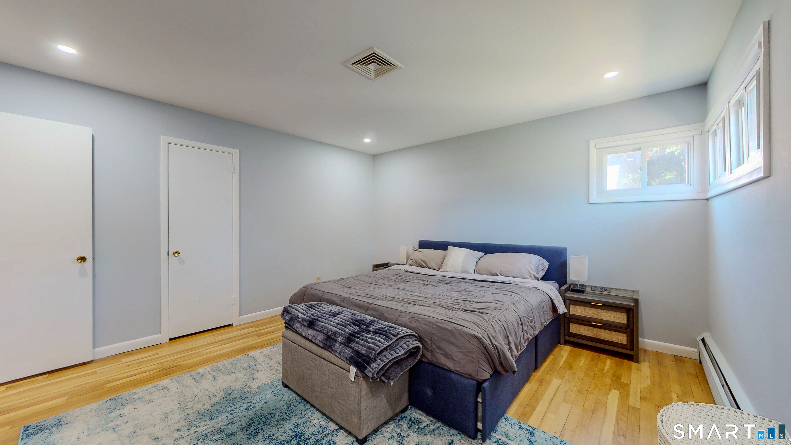 347 Edison Road Trumbull, CT 06611 - Photo 23 of 38