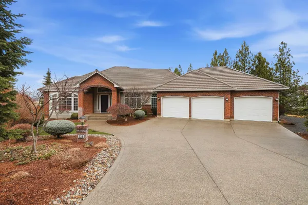 $1,145,000 | 724 North Lancashire Lane, Liberty Lake, WA 99019