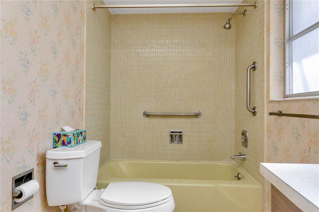 2123 South Beneva Road Sarasota, FL 34232 - Photo 29 of 65