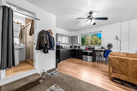 $2,495,000 | 8571 Brand Lane, Penngrove, CA 94951