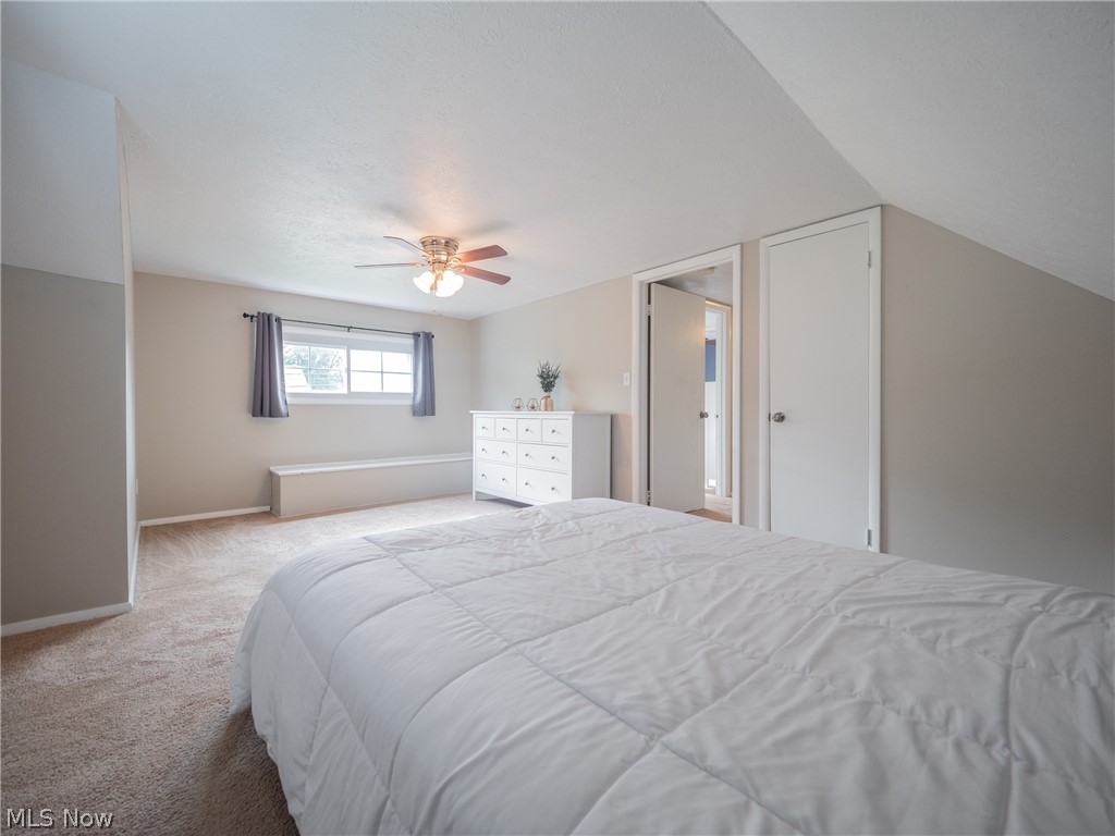1260 Gordon Road Lyndhurst, OH 44124 - Photo 9 of 33
