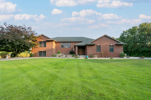$794,900 | 3289 West 1100th Street North, Wheatfield, IN 46392
