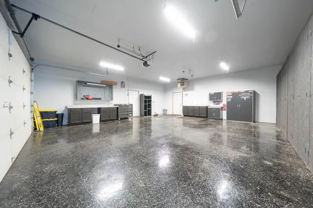 $794,900 | 3289 West 1100th Street North, Wheatfield, IN 46392