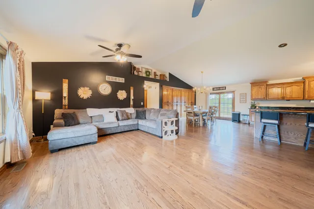 $794,900 | 3289 West 1100th Street North, Wheatfield, IN 46392