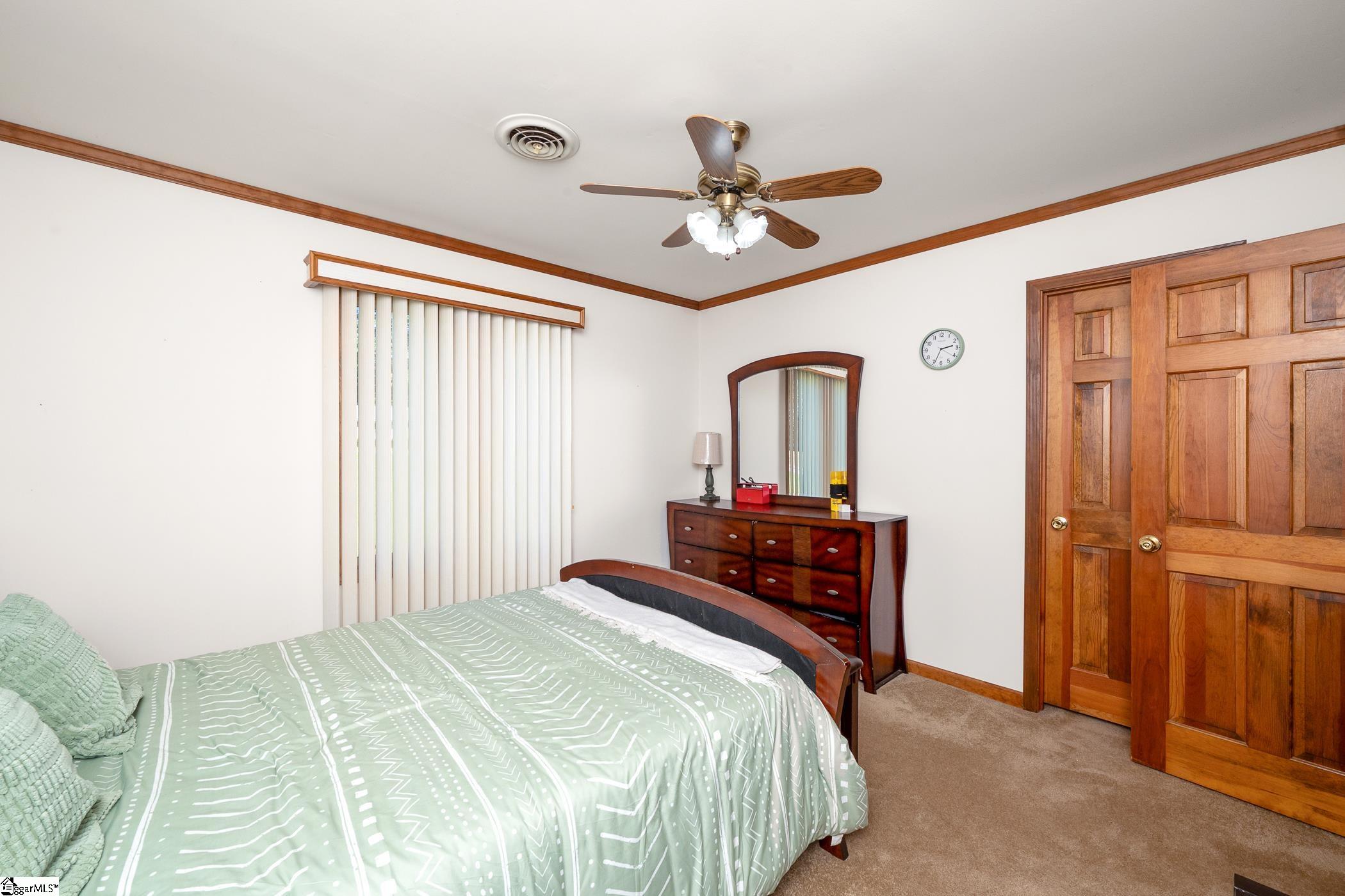 202 Mitchell Street Laurens, SC 29360 - Photo 15 of 38