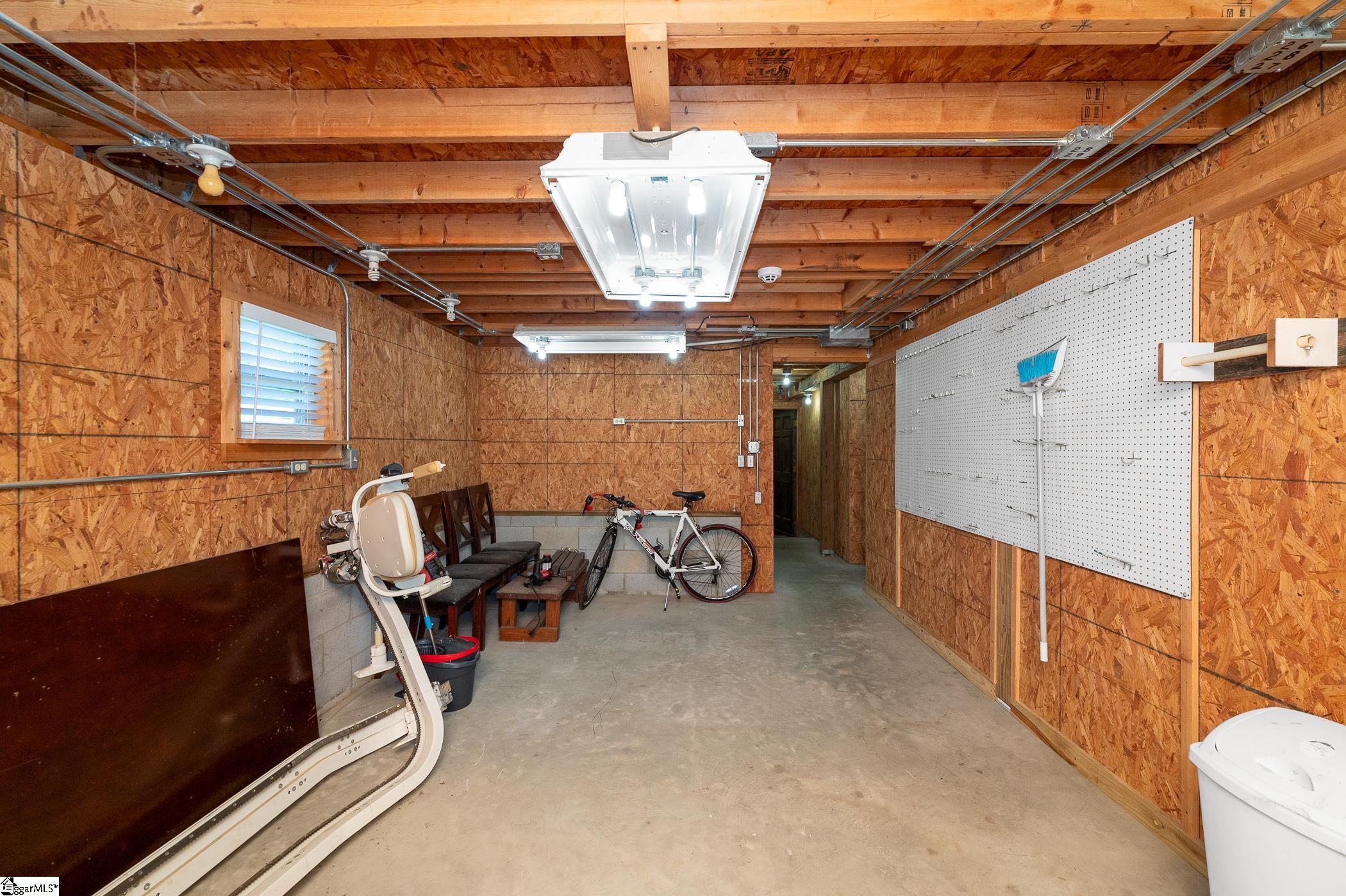 202 Mitchell Street Laurens, SC 29360 - Photo 26 of 38