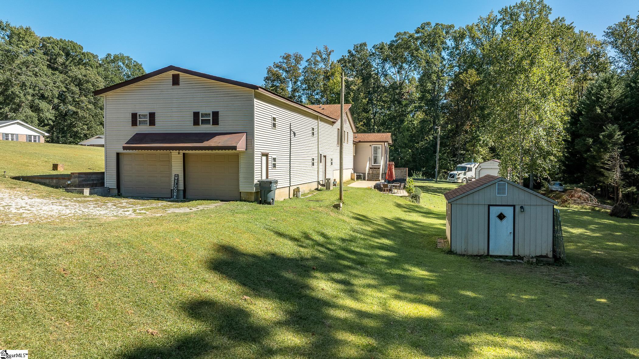 202 Mitchell Street Laurens, SC 29360 - Photo 32 of 38