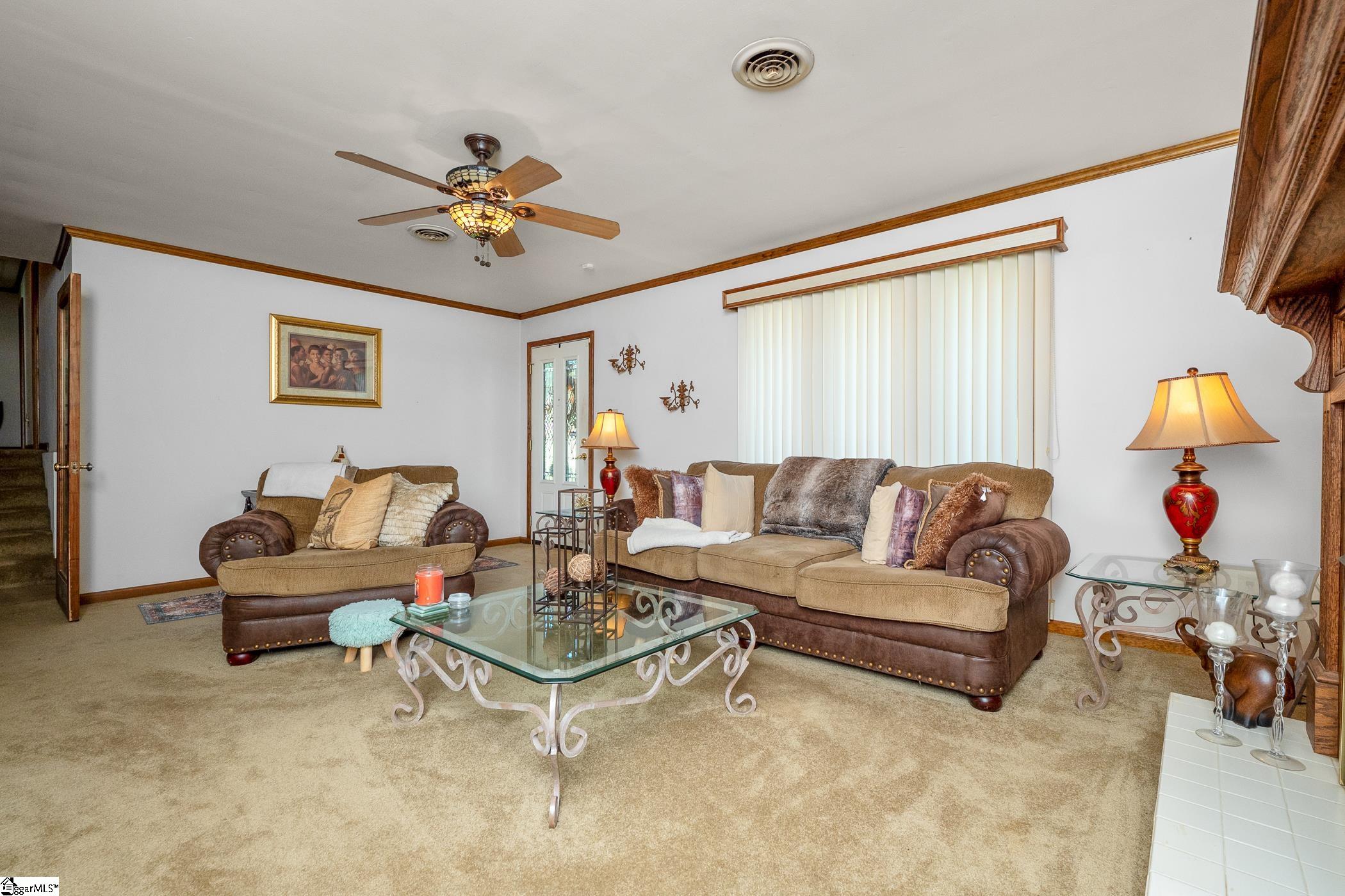 202 Mitchell Street Laurens, SC 29360 - Photo 7 of 38