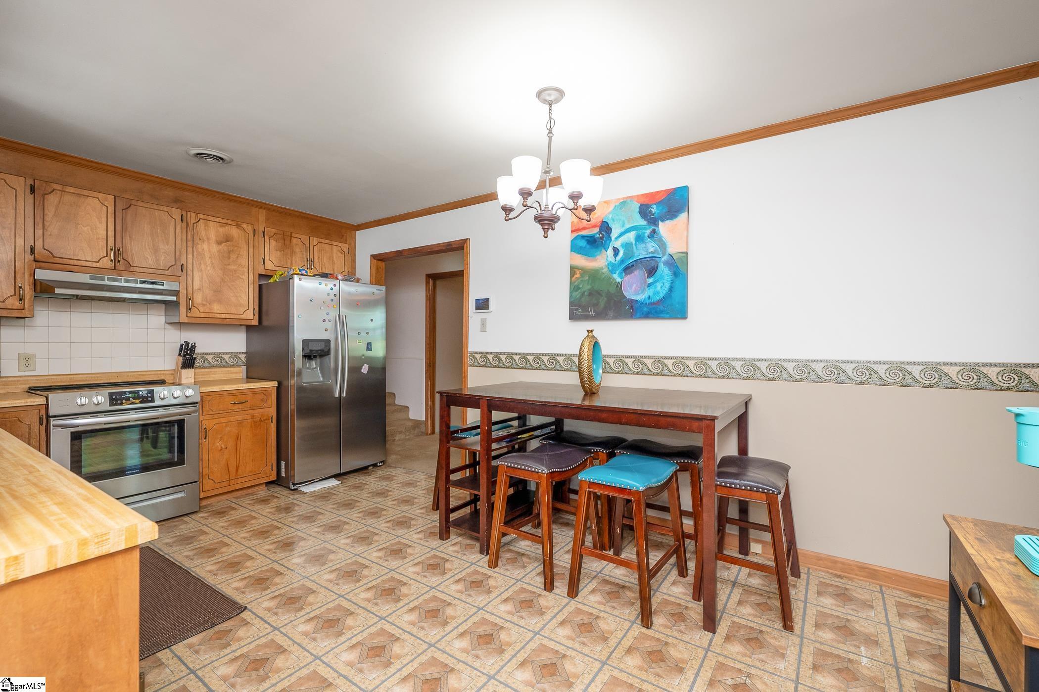 202 Mitchell Street Laurens, SC 29360 - Photo 9 of 38