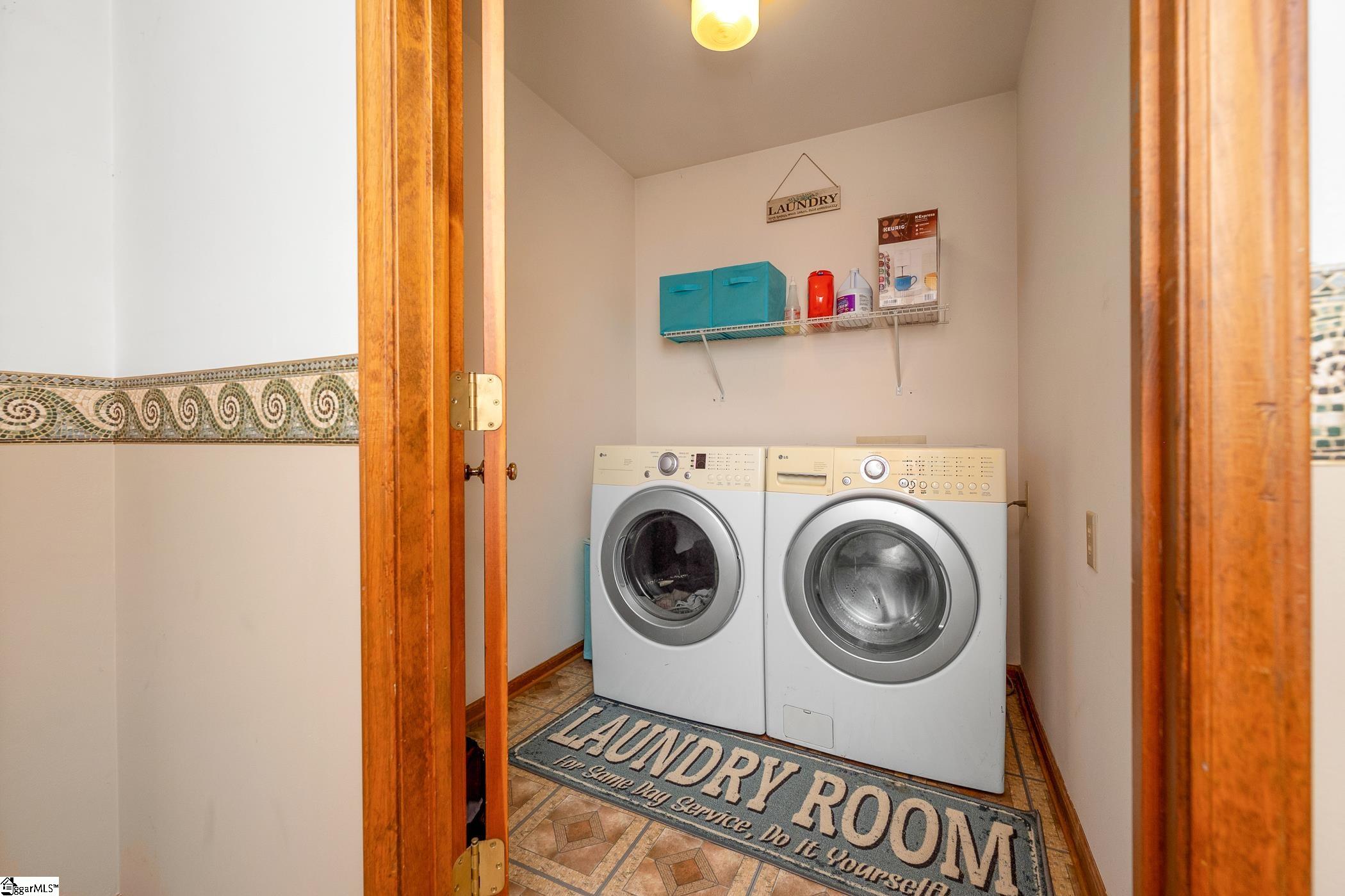 202 Mitchell Street Laurens, SC 29360 - Photo 10 of 38