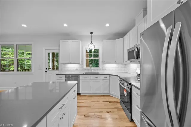 $575,000 | 206 Goose Lane, Mebane, NC 27302