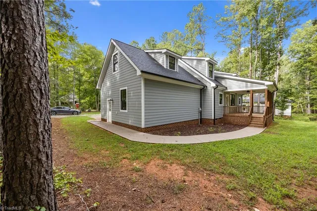 $575,000 | 206 Goose Lane, Mebane, NC 27302