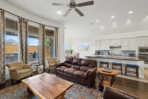 $749,900 | 5821 Austin Waters, The Colony, TX 75056