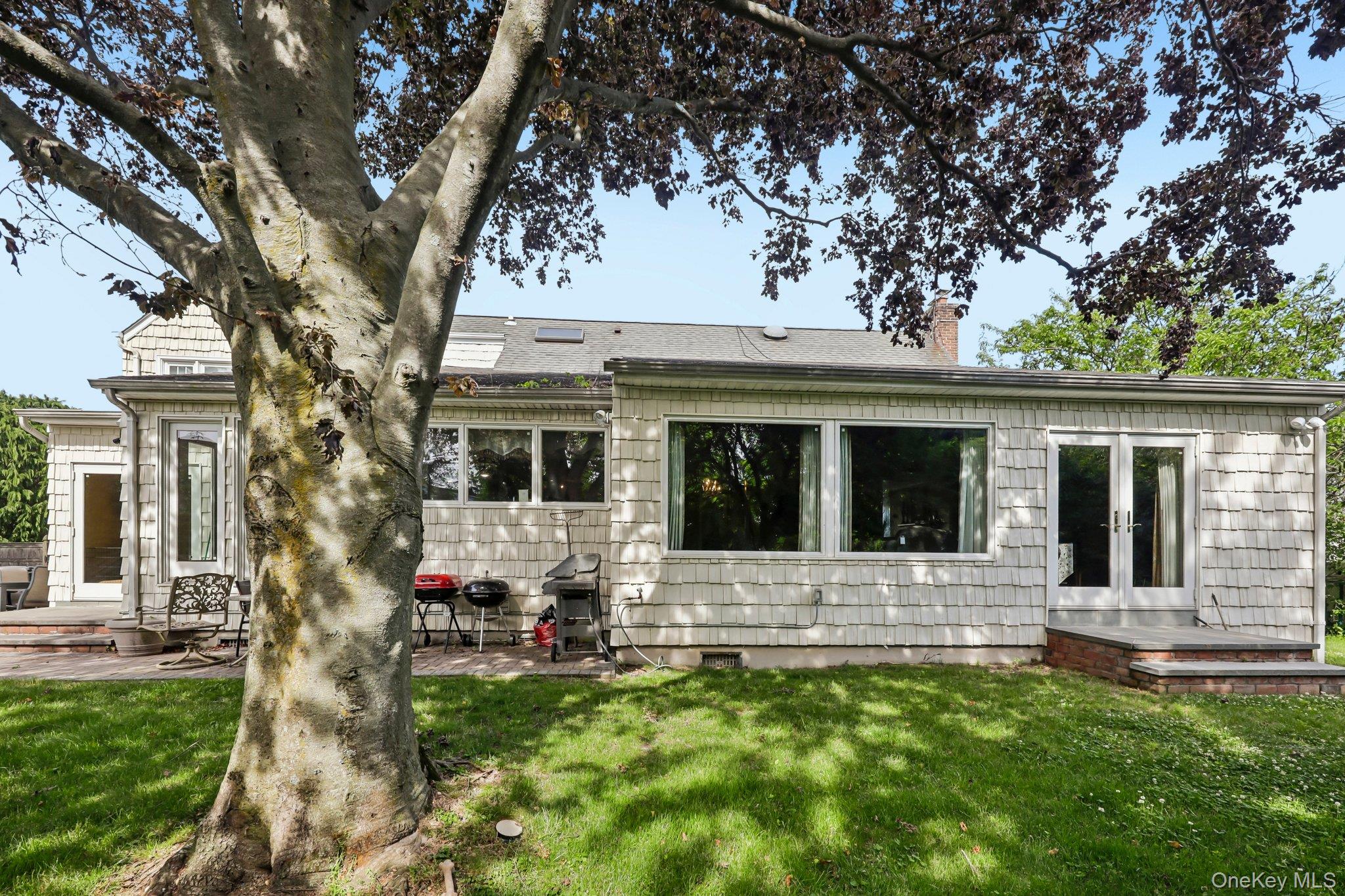 1304 Harbor Road Hewlett Harbor, NY 11557 - Photo 42 of 42