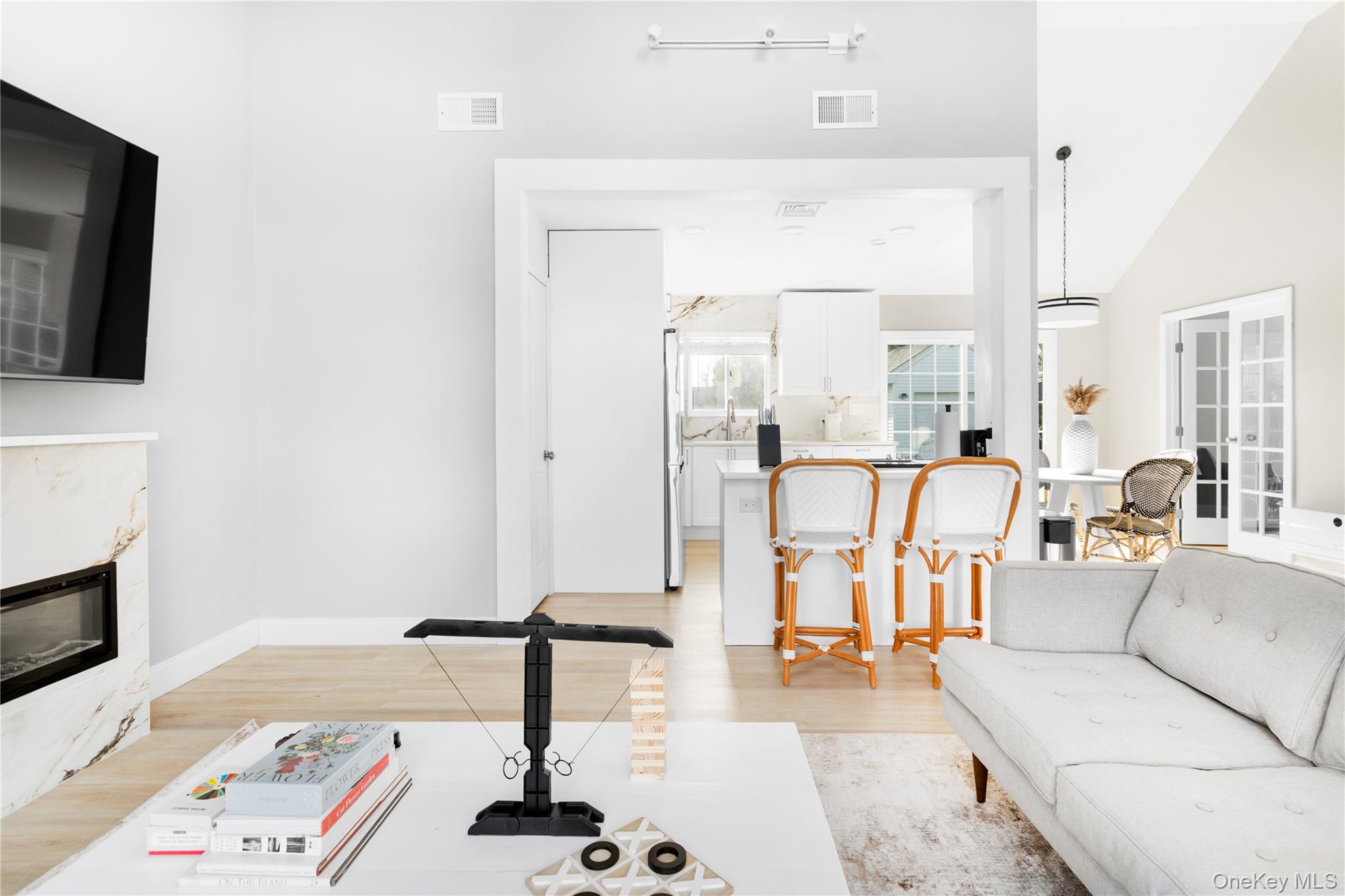 30 River Road Sayville, NY 11782 - Photo 3 of 14